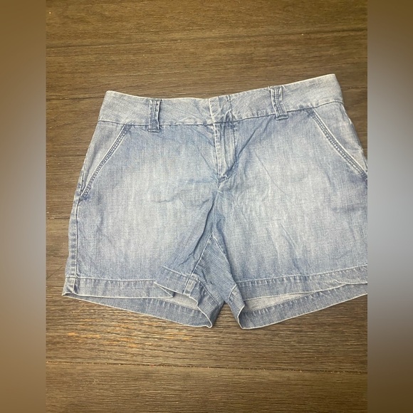 Tommy Hilfiger Size 4 Woman Jean Denim Shorts 5” Inseam Blue - Picture 1 of 7